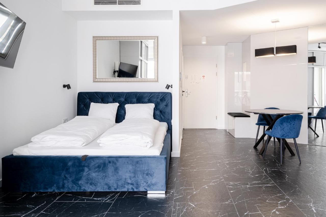 Rentplanet - Ovo Apartament *