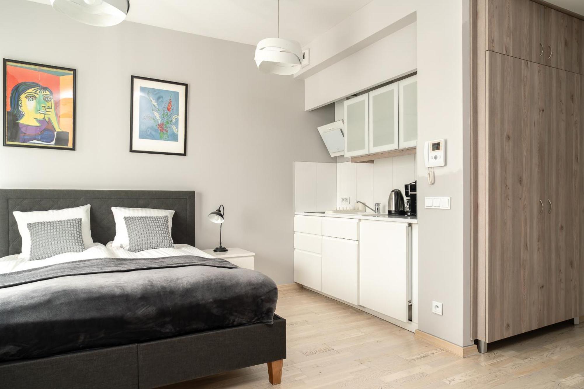 Rentplanet - Ovo Apartment *